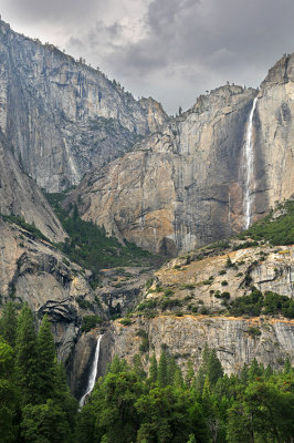 CA - Yosemite NP - Yosemite Falls 6