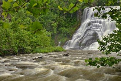 Ithaca Falls 1.jpg