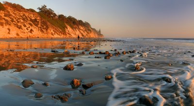 CA - Santa Barbara - Hendrys Beach Last Rays of Light