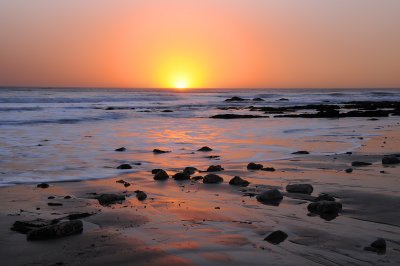 CA - Santa Barbara - Hendrys Beach Setting Sun