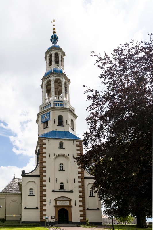 Kerk Uithuizermeeden 