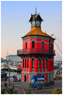 A colorful tower at the waterfront in Cape Town