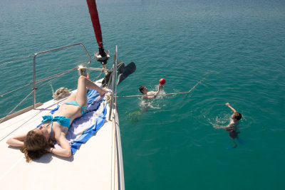 Volleyball over the mooring line