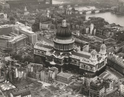 St Pauls Cathedral (I had this pic centre spread In the London Illustrated)