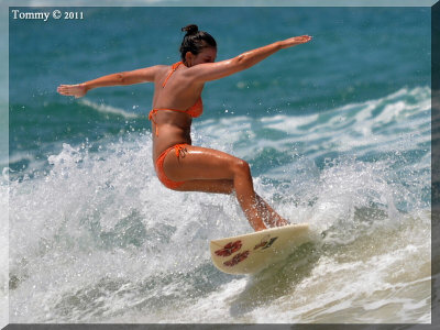 Surfer girl 3.jpg