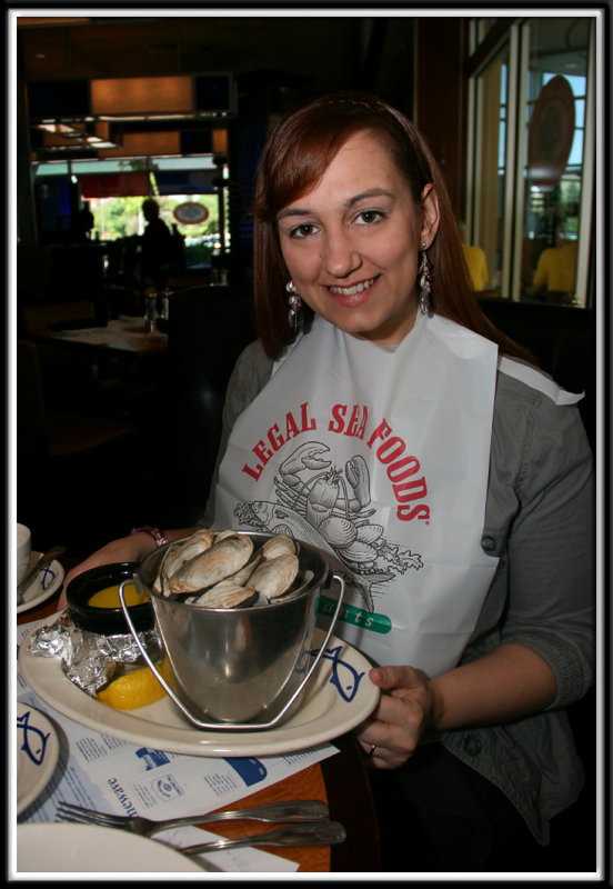 I LOVE Steamers! We used to eat buckets of them on my childhood vacations to Bar Harbor, ME every year. Ive been waiting 5yrs!