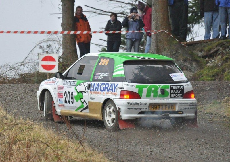Car 209 Dan Gray and Rob Tuckwell.jpg