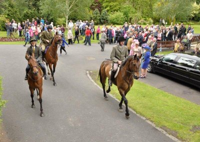 Hawick Common Riding 2011 - Saturday - Wilton Lodge Park and War Memorial