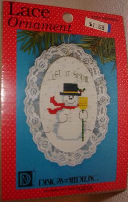 lacesnowman-01.jpg