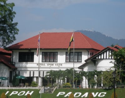 Club facing padang, Ipoh