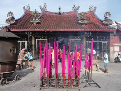 Large incense sticks, Kuan Yin Teng temple, Lorong Stewart