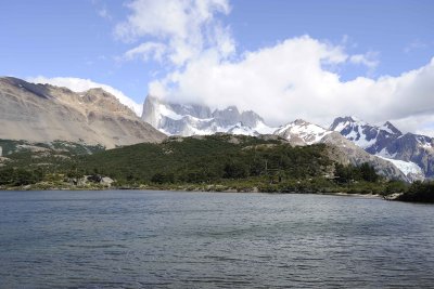 Mount Fitz Roy(3405m)-010412-Lago Capri, Los Glaciares Natl Park, Argentina-#0123.jpg