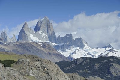 Mount Fitz Roy(3405m)-010512-Los Glaciares Natl Park, El Chalten, Argentina-#1147.jpg