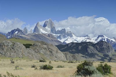 Mount Fitz Roy(3405m)-010512-Los Glaciares Natl Park, El Chalten, Argentina-#1148.jpg