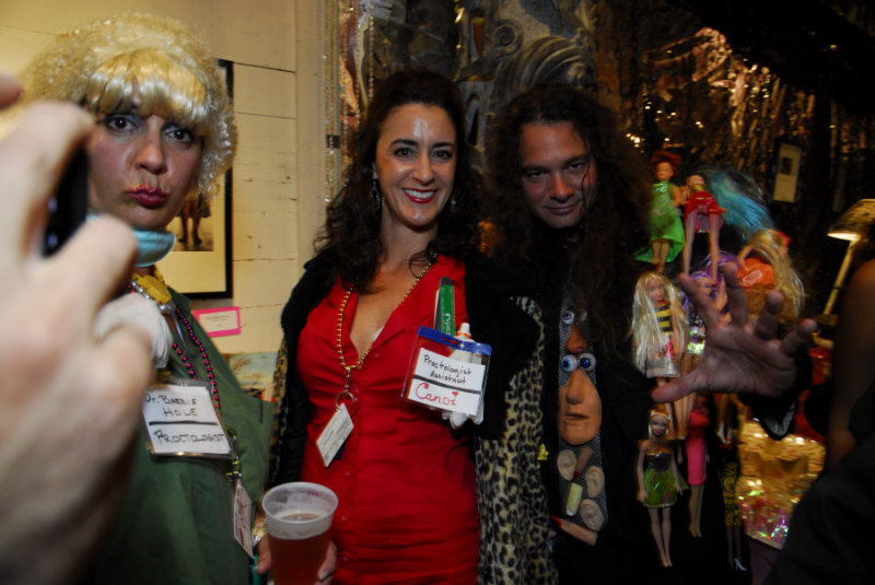 AB 111029 - ArtistsOpeningReception 056.JPG