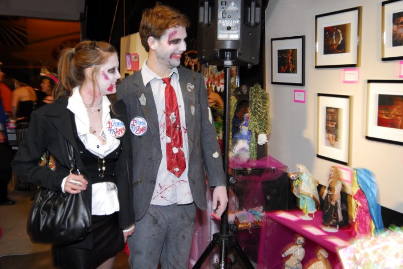 AB 111029 - ArtistsOpeningReception 149.JPG