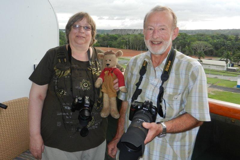 Lynda, Spunky & Jim going thru the canal