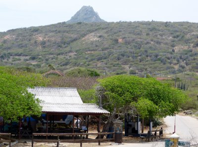 The visitor center at Shete Boka National Park