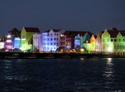 A lovely city, still colourful at night!