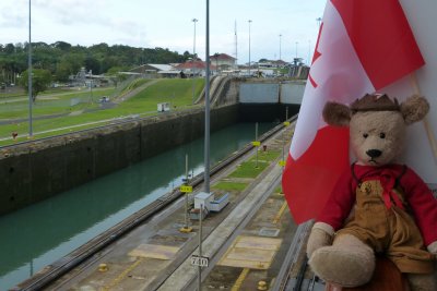 Panama Canal Transit April 27, 2012
