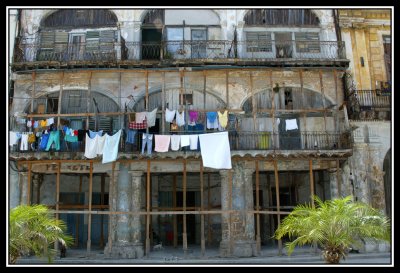 Fachada Plaza Vieja  -   Faade in Old Square