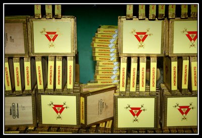 Cajas de Montecristos  -  Montecristo cigar box