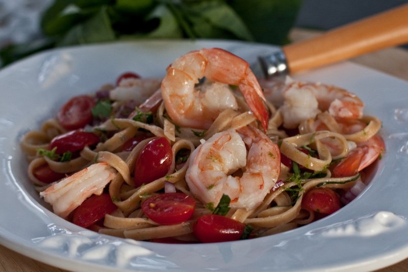 Spicy Thai Pasta with No-Cook Sauce of Thai Basil and Shrimp