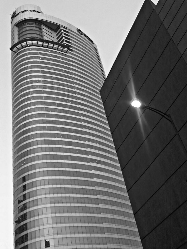 Makati RCBC Tower.jpg