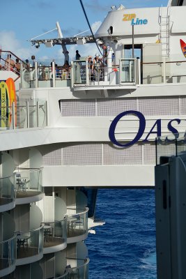 20111208 - Oasis of the Seas - 593 .jpg