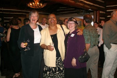 Priscilla Hawkins Leach, Gloria McEwen Burgess and Ellen Vanderslice 6631.JPG