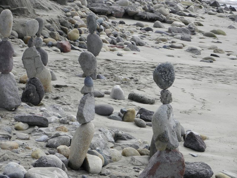 El Malecn Beach Stacked Stones