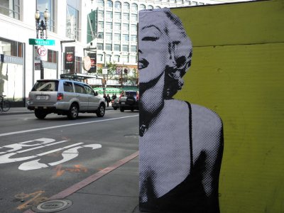 Marilyn on Grant Avenue