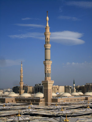 Masjid_Nabvi_00.jpg