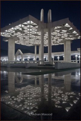 Structure at Faisal Masjid.jpg