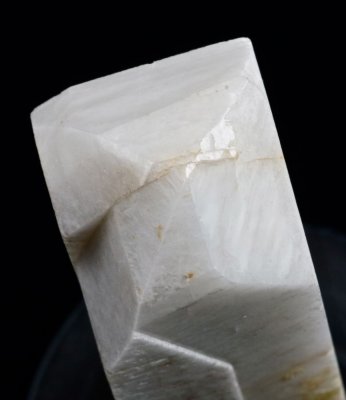 Microcline, 10.5 cm white crystal with two Baveno twin planes. Shengus (Shingus), Haramosh Mts., Skardu District, Baltistan, Nor