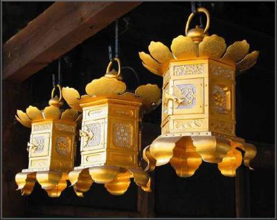 <p> Golden lanterns at Kitano Shrine - Kyoto </p>