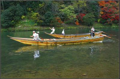  Arashiyama boatmen 