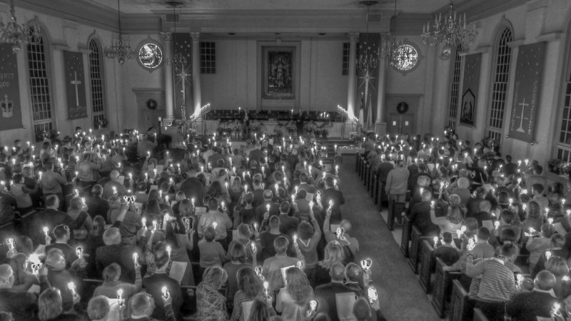 CHRISTMAS EVE SERVICE  -  ISO 800  -  HIGH DYNAMIC RANGE IMAGE