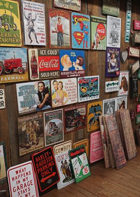 REPLICA TIN SIGNS  -  ISO 800  -  ZEISS 24mm LENS  -  NO POST-PROCESSING NOISE REDUCTION