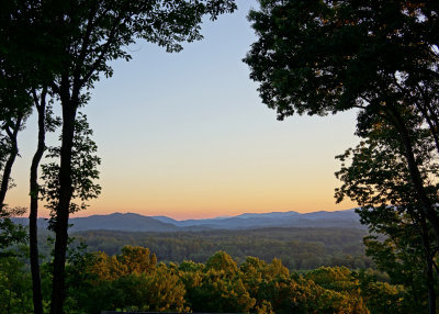 WESTERN NORTH CAROLINA MOUNTAIN EVENING  -  TAKEN WITH A SONY 18-200mm E-MOUNT LENS