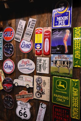 MAST GENERAL STORE - ISO 1600
