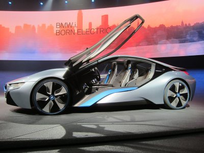 i8