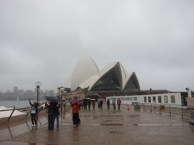 rainy day @ opera house
