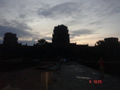 entrance to Angkor Watt