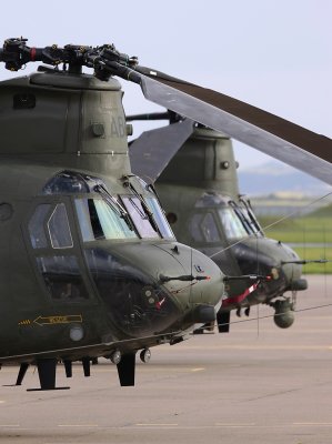 ChinookHC2_ZA671_ADX1.jpg