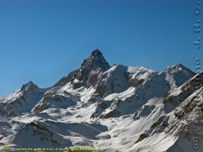 g4/42/513142/3/59499943.DSCN8651pscolalarrachmagicfaiskyblurJPEGwwwww.jpg