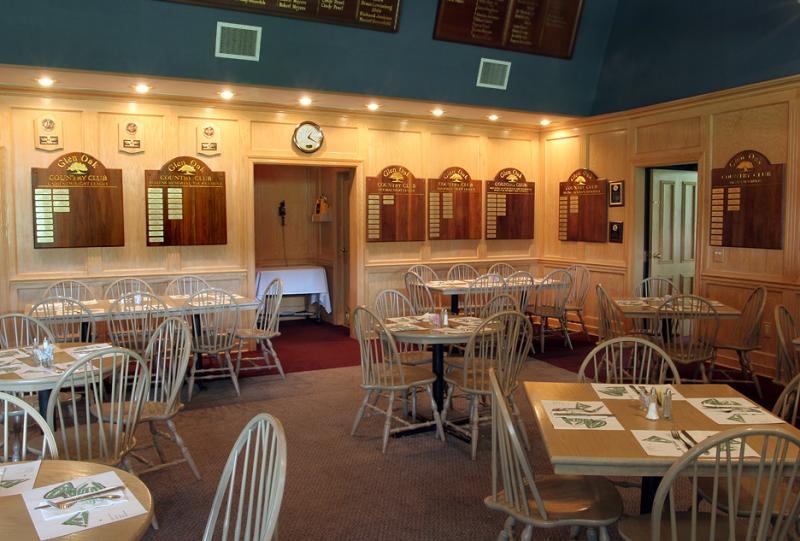 The Restaurant, Bar and Banquet Facilities at the Glen Oak Country Club