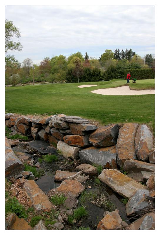 Glen Oak Country Club, Hole 8 with Rocky Water Hazard