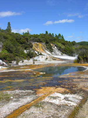 Orakei Korako1.JPG