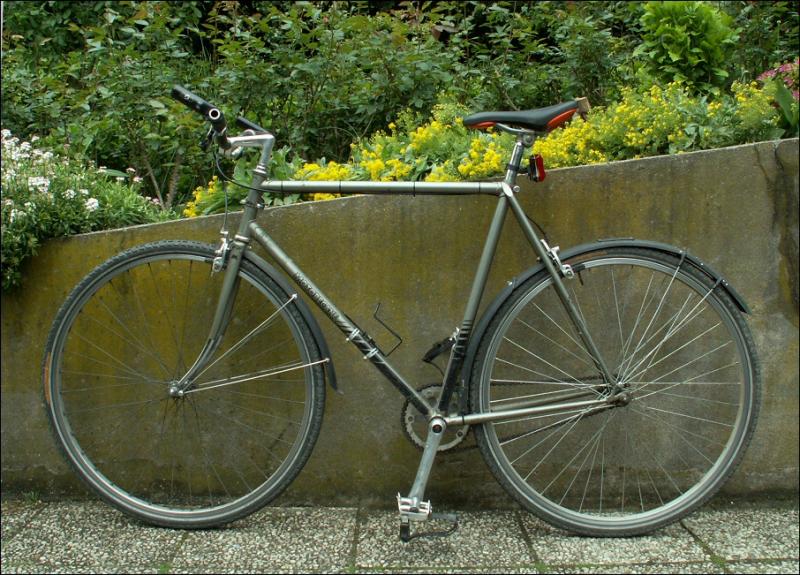 Randonneur Motobecane transform en singlespeed (et qui a fini en pignon fixe, un de mes vlo prfr !)
